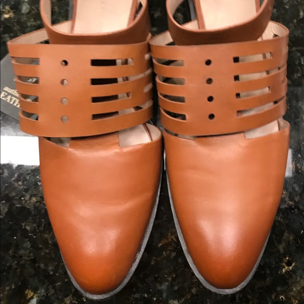 SOLD! ZARA Tan Leather Loafers W/ Buckle Sz 6.5